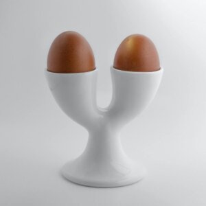 15 Fashionable Women's Wide-Width Shoes For Problem Feet